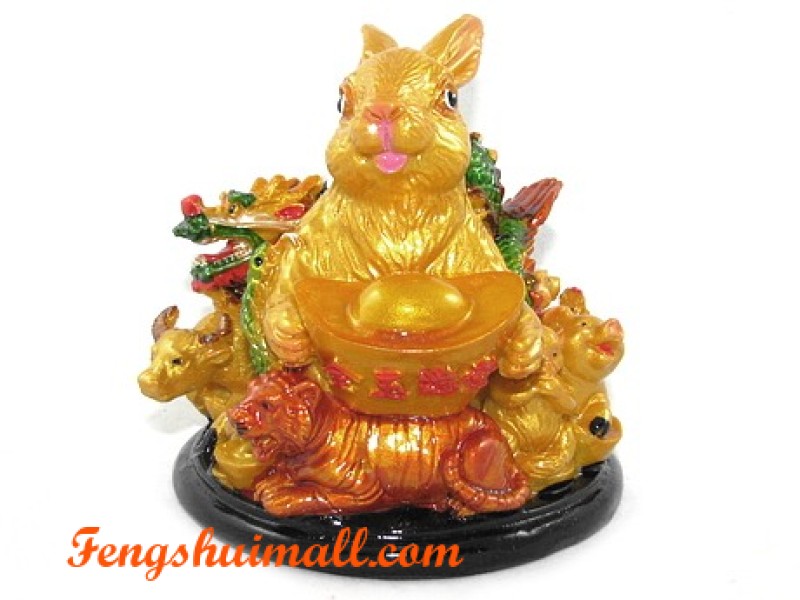 Good Fortune Rabbit with Horoscope friends and Gold Ingot